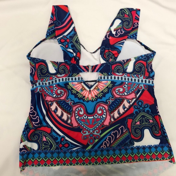 Cute colorful 2 piece swimsuit size Large - Picture 5 of 8